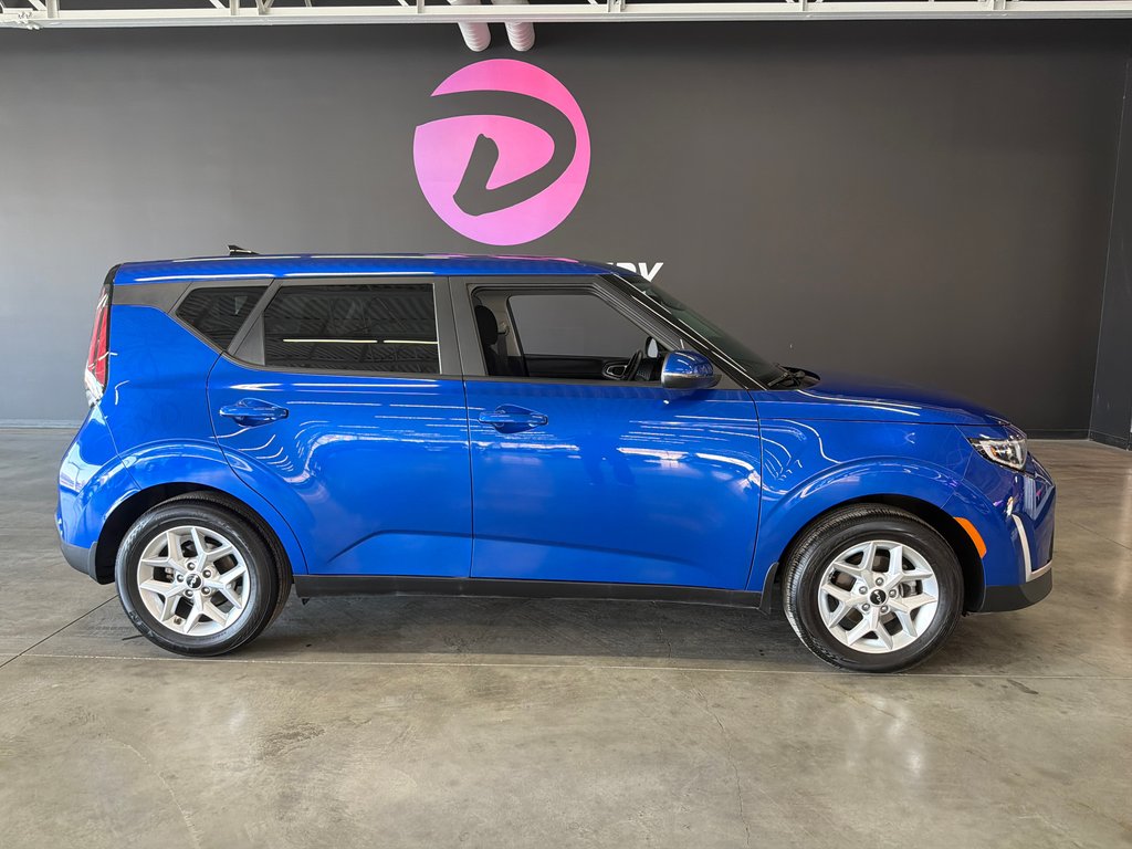 Kia Soul EX 2023 à Saint-Jean-Sur-Richelieu, Québec - 1 - w1024h768px