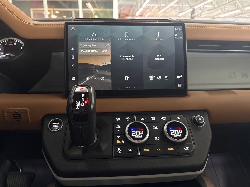 2023 Land Rover Defender X-Dynamic SE P 400 in Saint-Jean-Sur-Richelieu, Quebec - 17 - w1024h768px