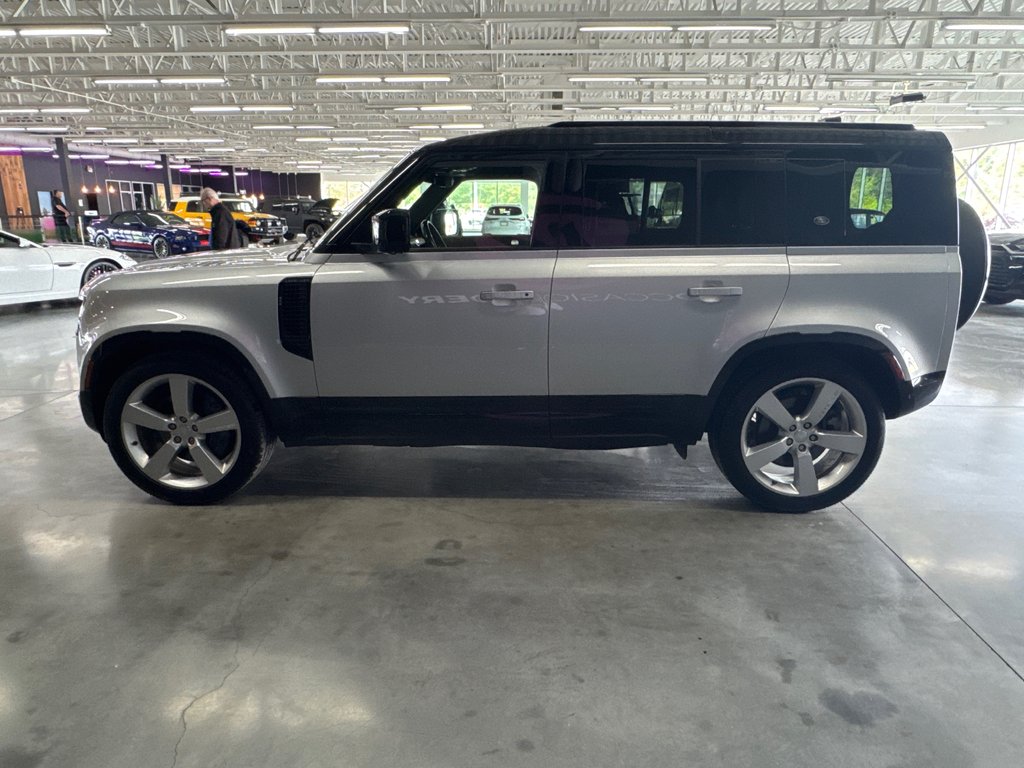 2023 Land Rover Defender X-Dynamic SE P 400 in Saint-Jean-Sur-Richelieu, Quebec - 5 - w1024h768px