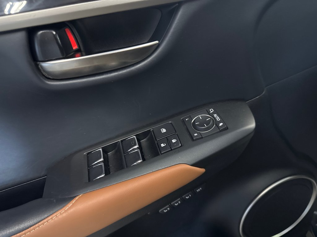 Lexus NX 300 LUXURY 2018 à Saint-Jean-Sur-Richelieu, Québec - 11 - w1024h768px
