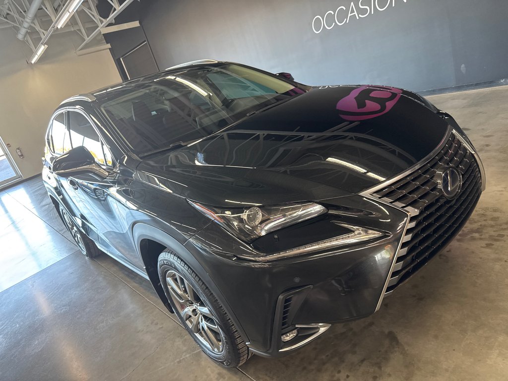 Lexus NX 300h LUXURY 2020 à Saint-Jean-Sur-Richelieu, Québec - 2 - w1024h768px