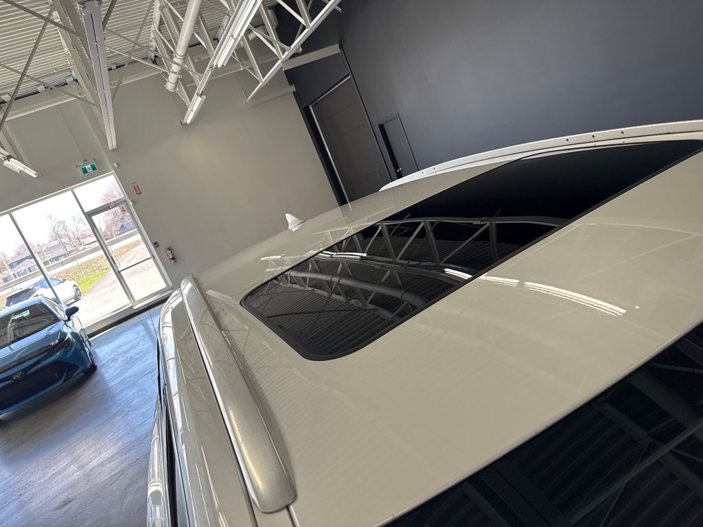 2021 Lexus NX 300h PREMIUM in Saint-Jean-Sur-Richelieu, Quebec - 4 - w1024h768px