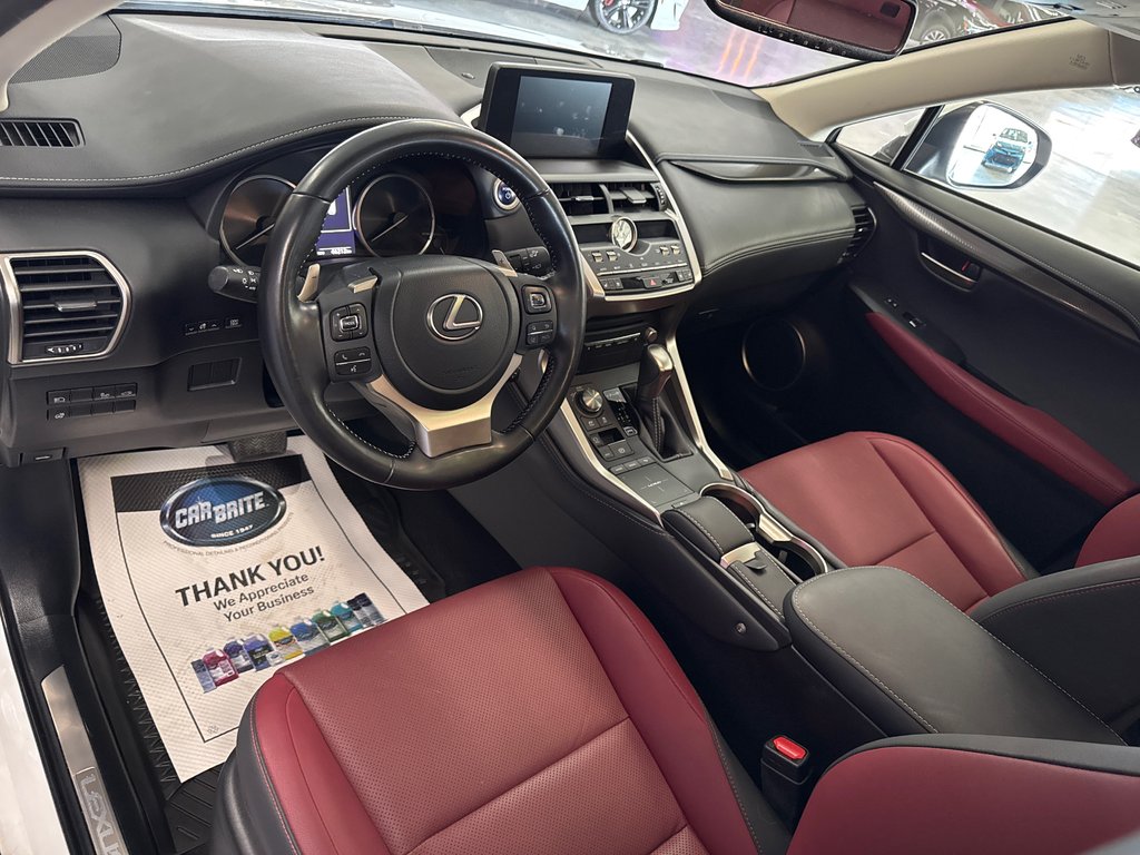 2021 Lexus NX 300h PREMIUM in Saint-Jean-Sur-Richelieu, Quebec - 13 - w1024h768px