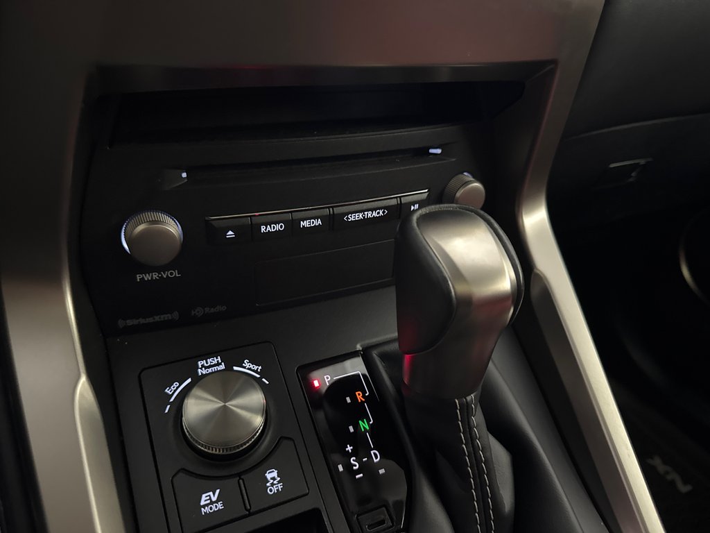 2021 Lexus NX 300h PREMIUM in Saint-Jean-Sur-Richelieu, Quebec - 22 - w1024h768px