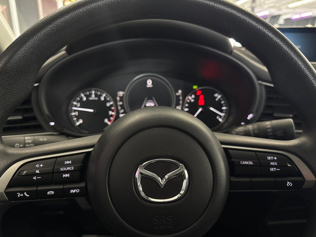 2024 Mazda CX-30 GX in Saint-Jean-Sur-Richelieu, Quebec - 13 - w1024h768px