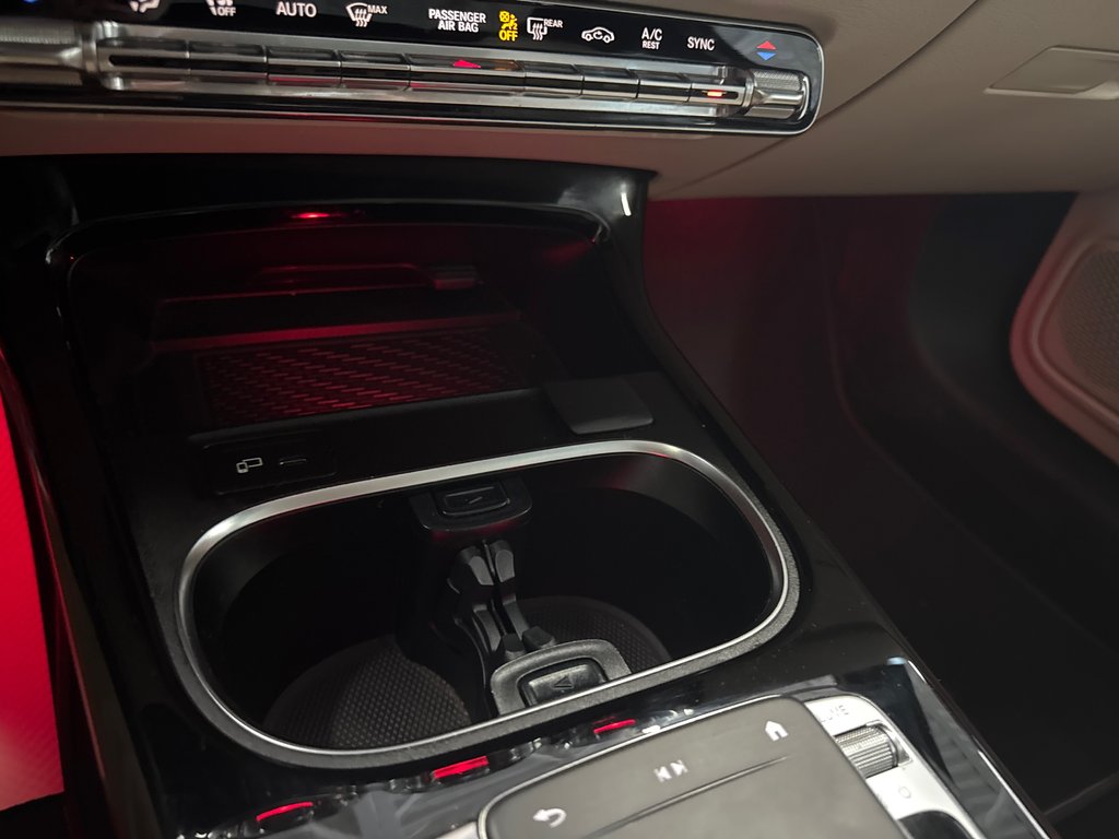 2020 Mercedes-Benz A-Class A 250 in Saint-Jean-Sur-Richelieu, Quebec - 21 - w1024h768px