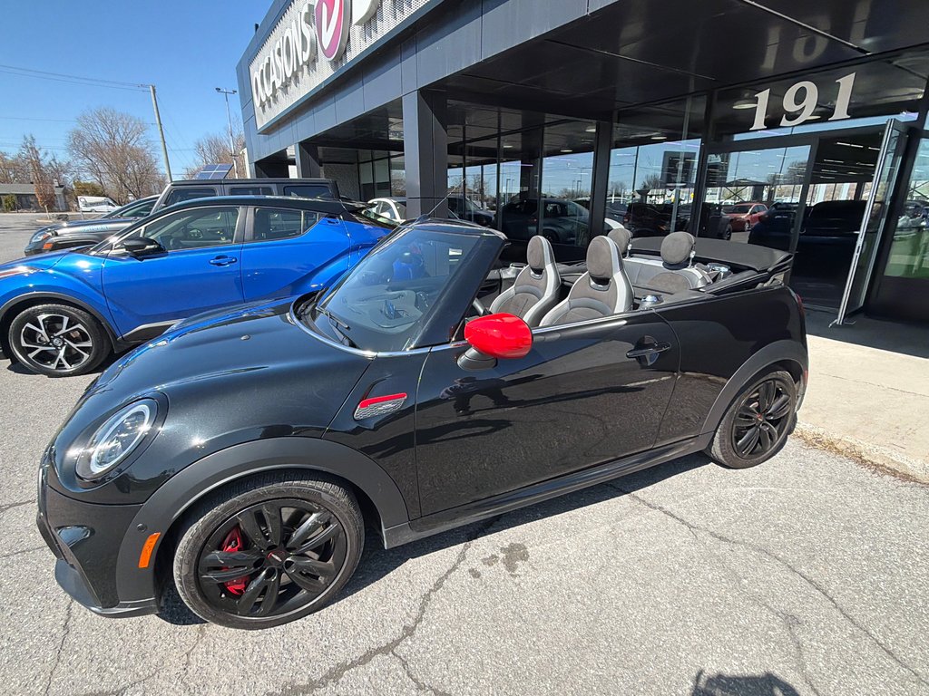 MINI Convertible John Cooper Works 2024 à Saint-Jean-Sur-Richelieu, Québec - 1 - w1024h768px