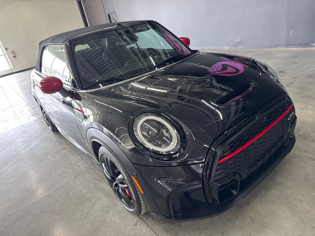 MINI Convertible John Cooper Works 2024 à Saint-Jean-Sur-Richelieu, Québec - 19 - w1024h768px
