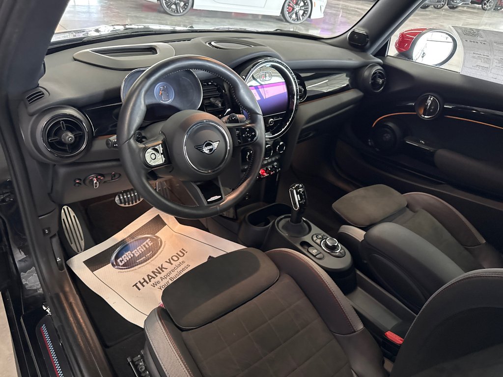 MINI Convertible John Cooper Works 2024 à Saint-Jean-Sur-Richelieu, Québec - 7 - w1024h768px