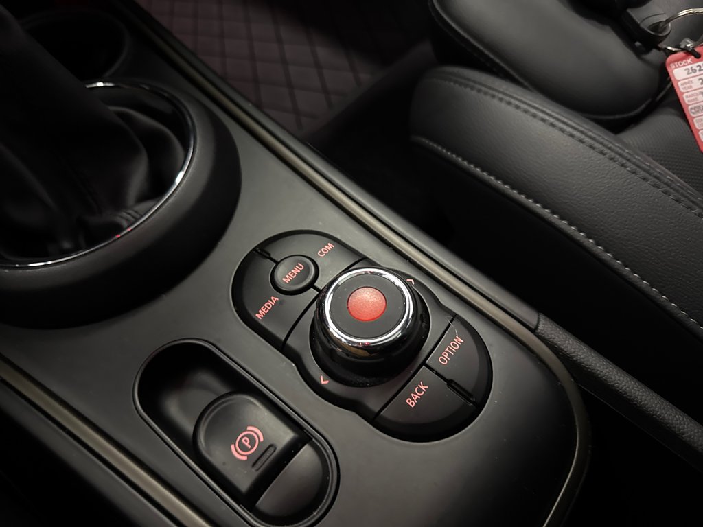 2020 MINI Countryman Cooper S E COUNTRYMAN in Saint-Jean-Sur-Richelieu, Quebec - 25 - w1024h768px