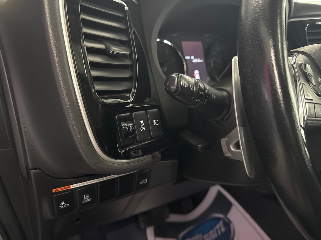 2017 Mitsubishi Outlander GT S-AWD in Saint-Jean-Sur-Richelieu, Quebec - 13 - w1024h768px