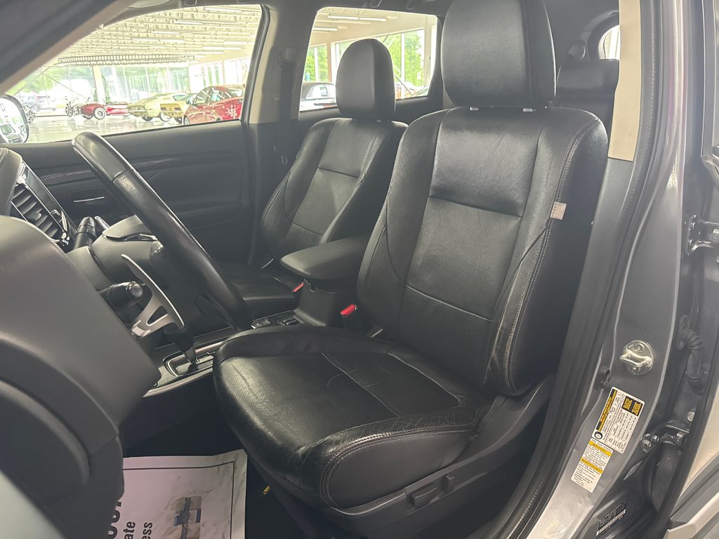 2017 Mitsubishi Outlander GT S-AWD in Saint-Jean-Sur-Richelieu, Quebec - 9 - w1024h768px