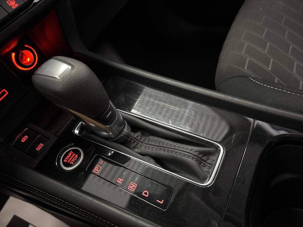 2025 Nissan Kicks Play SV in Saint-Jean-Sur-Richelieu, Quebec - 16 - w1024h768px