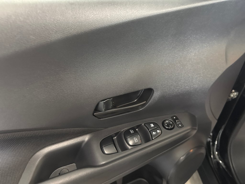 Nissan Kicks S 2022 à Saint-Jean-Sur-Richelieu, Québec - 9 - w1024h768px