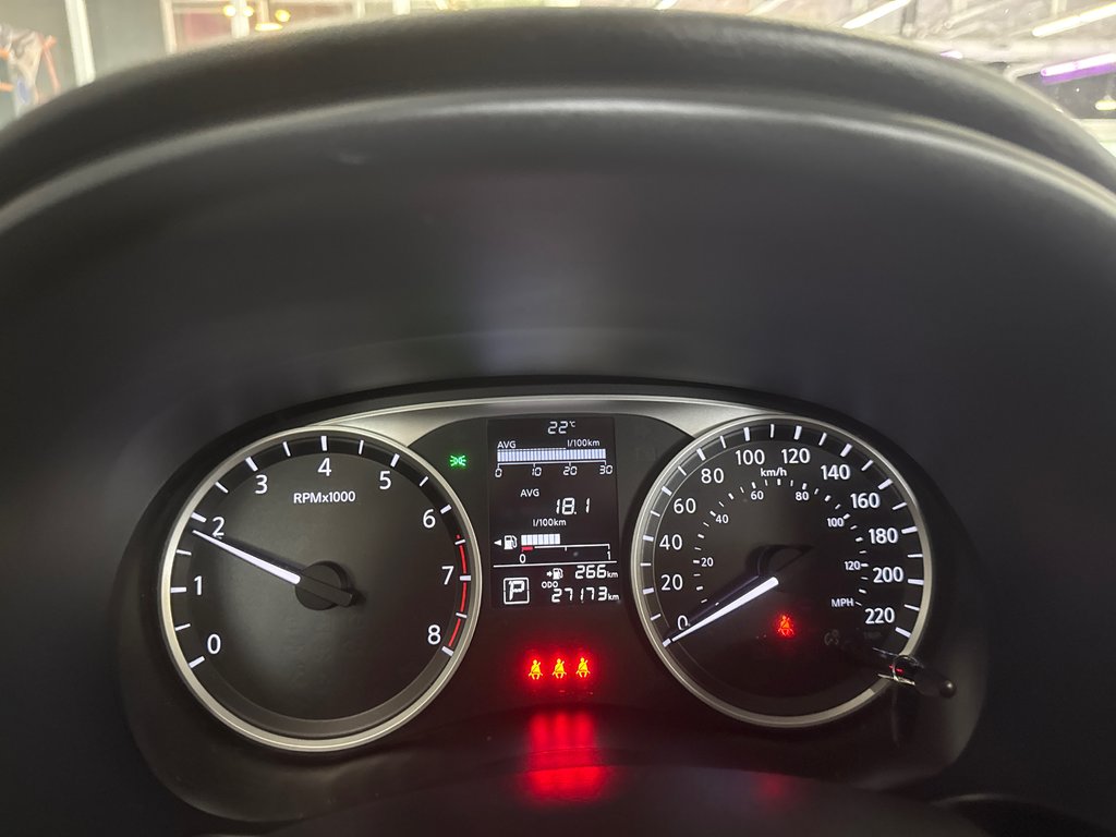 Nissan Kicks S 2022 à Saint-Jean-Sur-Richelieu, Québec - 12 - w1024h768px