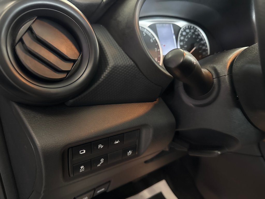 2023 Nissan Kicks S in Saint-Jean-Sur-Richelieu, Quebec - 13 - w1024h768px