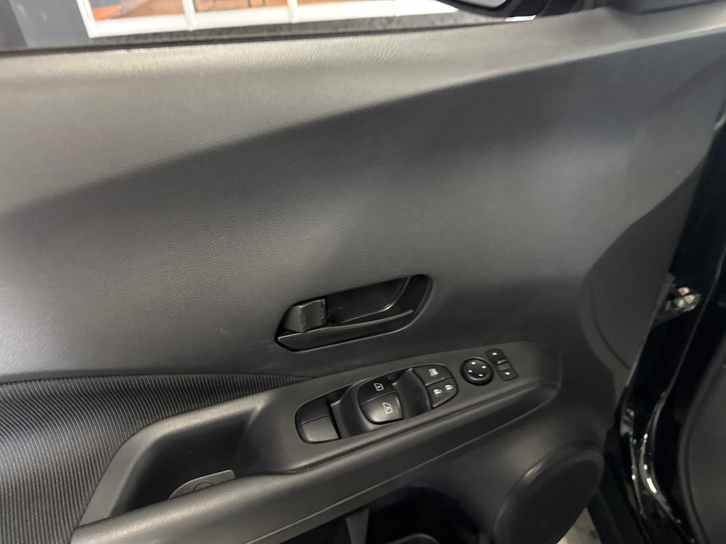 Nissan Kicks S 2024 à Saint-Jean-Sur-Richelieu, Québec - 11 - w1024h768px
