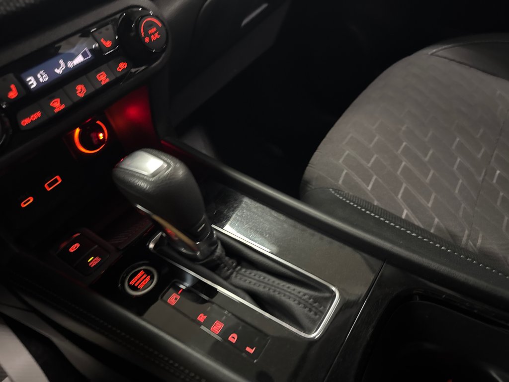 Nissan Kicks SV 2024 à Saint-Jean-Sur-Richelieu, Québec - 20 - w1024h768px