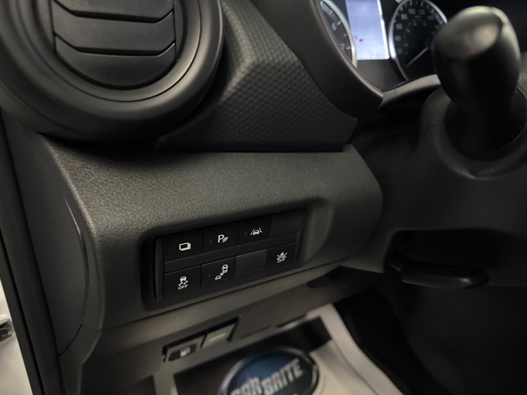 2024 Nissan Kicks S in Saint-Jean-Sur-Richelieu, Quebec - 14 - w1024h768px