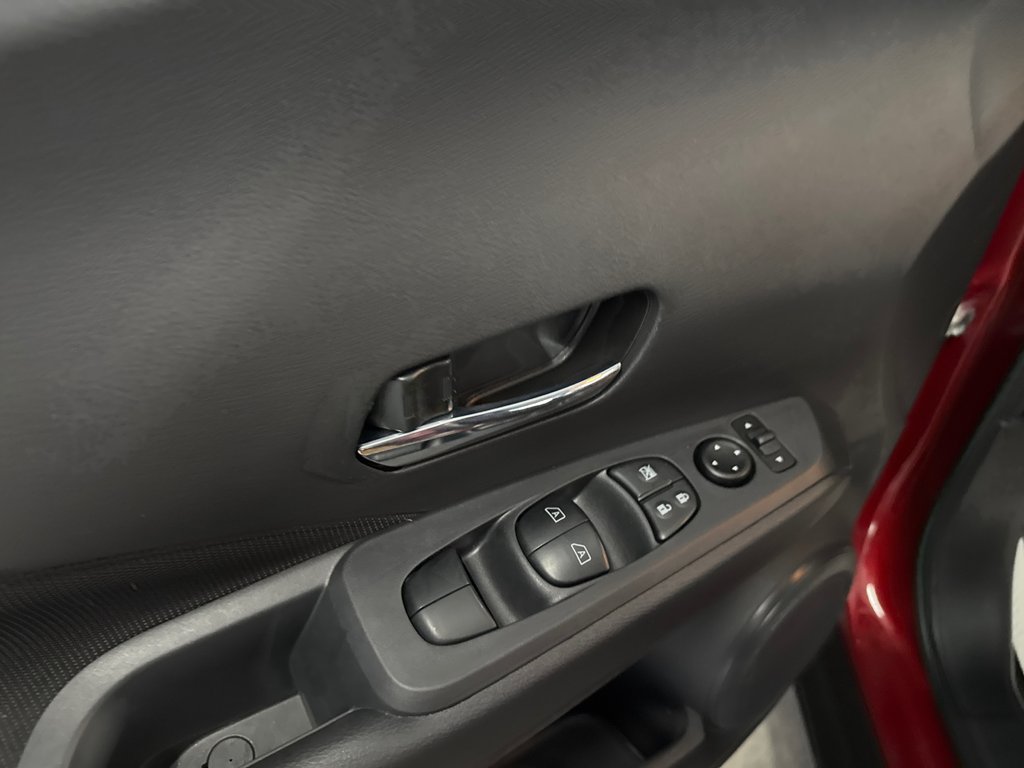 Nissan Kicks SV 2024 à Saint-Jean-Sur-Richelieu, Québec - 12 - w1024h768px