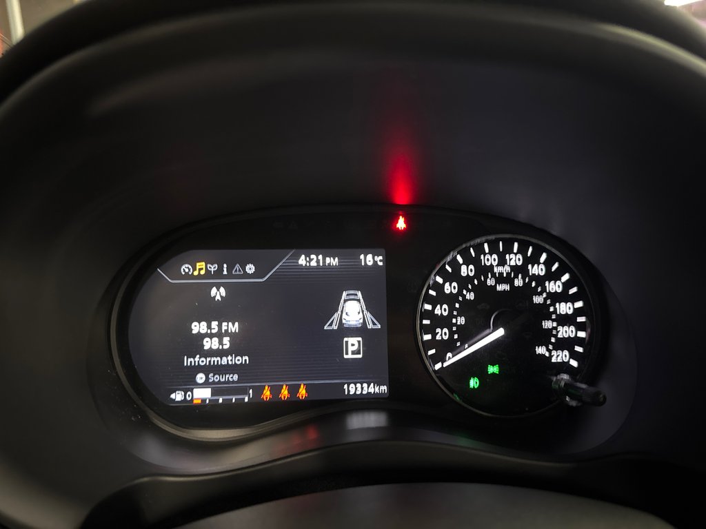 Nissan Kicks SR 2024 à Saint-Jean-Sur-Richelieu, Québec - 16 - w1024h768px