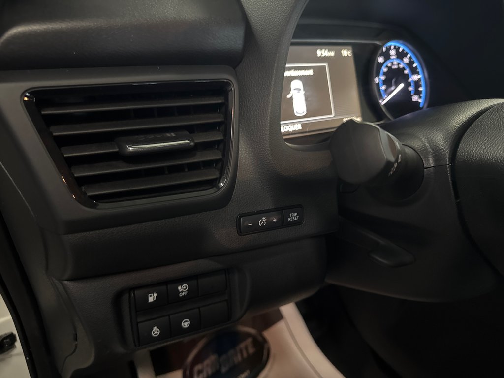 Nissan LEAF SV PLUS 2023 à Saint-Jean-Sur-Richelieu, Québec - 15 - w1024h768px