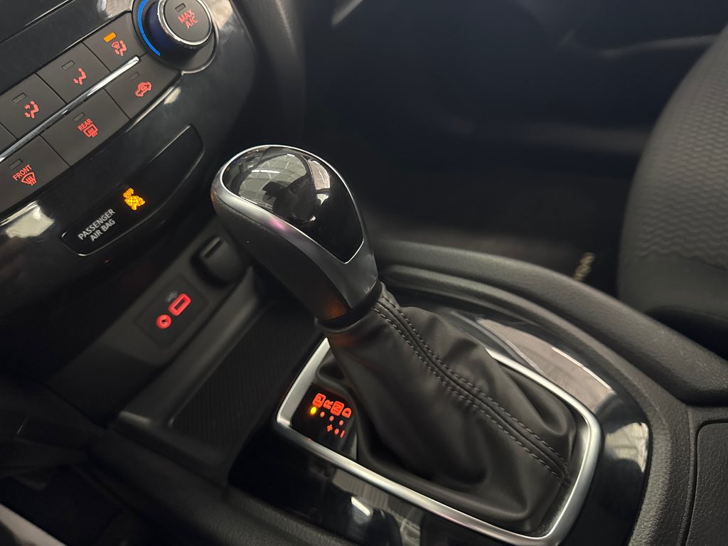 2023 Nissan Qashqai S in Saint-Jean-Sur-Richelieu, Quebec - 17 - w1024h768px