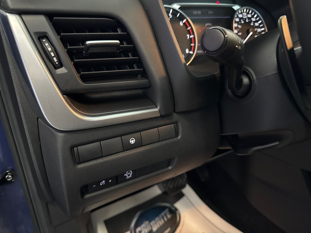 Nissan Rogue SV 2023 à Saint-Jean-Sur-Richelieu, Québec - 15 - w1024h768px