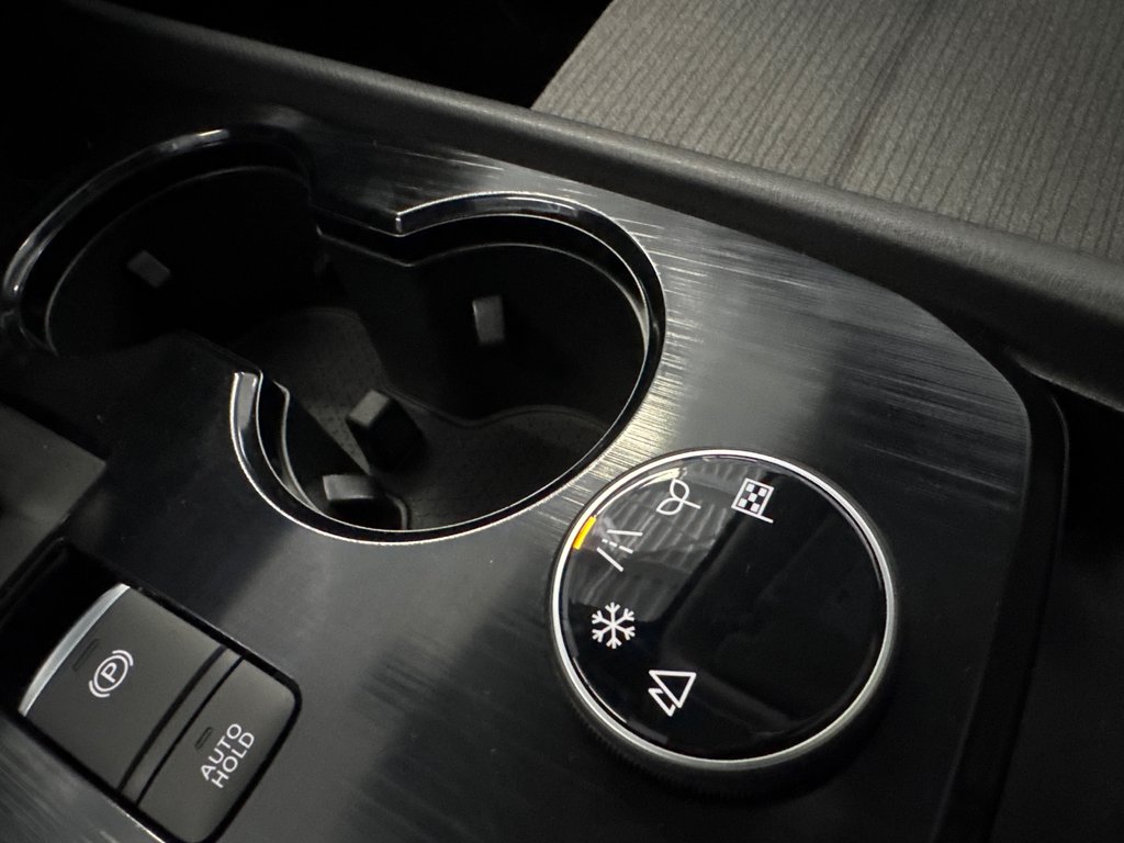 Nissan Rogue SV 2023 à Saint-Jean-Sur-Richelieu, Québec - 22 - w1024h768px