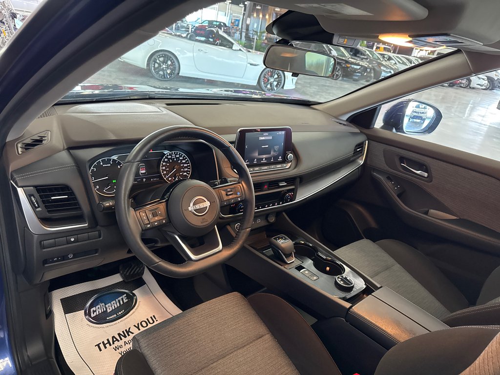 Nissan Rogue SV 2023 à Saint-Jean-Sur-Richelieu, Québec - 12 - w1024h768px