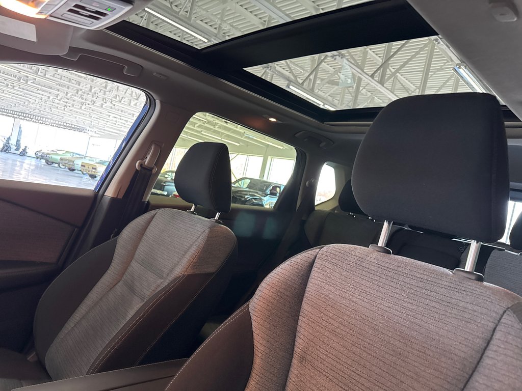 Nissan Rogue SV 2023 à Saint-Jean-Sur-Richelieu, Québec - 11 - w1024h768px