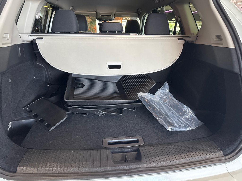 2024 Nissan Rogue S in Saint-Jean-Sur-Richelieu, Quebec - 7 - w1024h768px