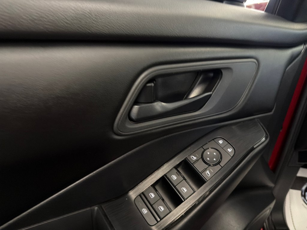 2024 Nissan Rogue S in Saint-Jean-Sur-Richelieu, Quebec - 10 - w1024h768px