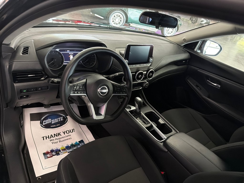 2024 Nissan Sentra SV in Saint-Jean-Sur-Richelieu, Quebec - 10 - w1024h768px