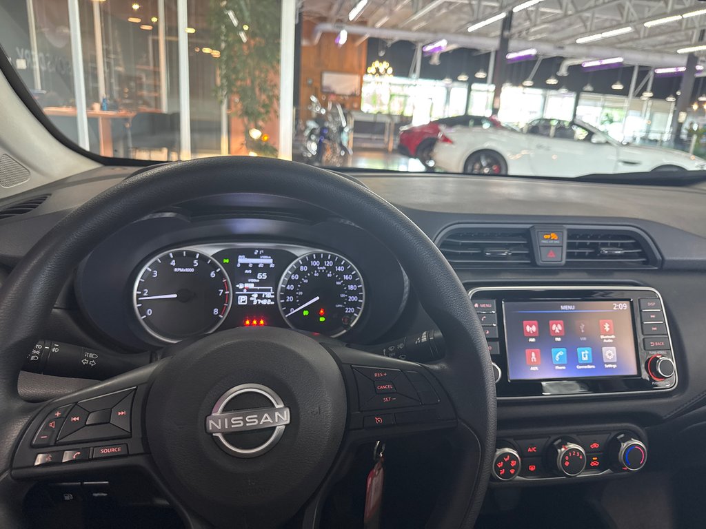 2023 Nissan Versa S in Saint-Jean-Sur-Richelieu, Quebec - 14 - w1024h768px