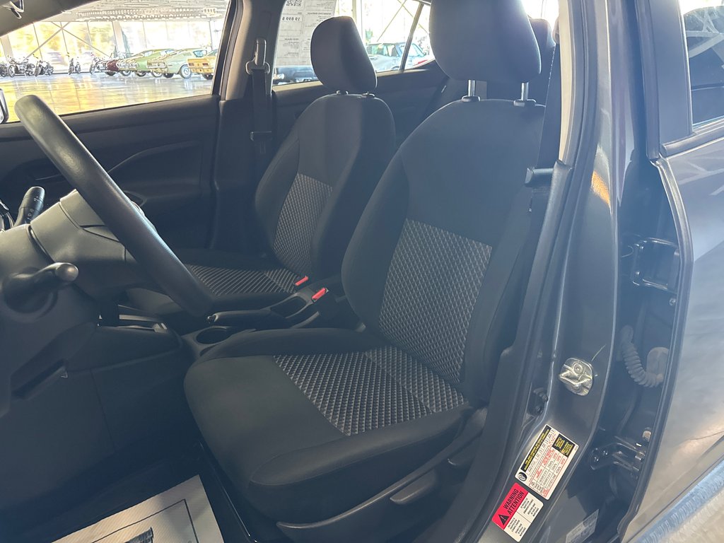2023 Nissan Versa S in Saint-Jean-Sur-Richelieu, Quebec - 11 - w1024h768px