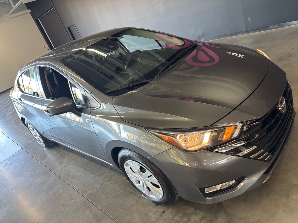 2023 Nissan Versa S in Saint-Jean-Sur-Richelieu, Quebec - 2 - w1024h768px