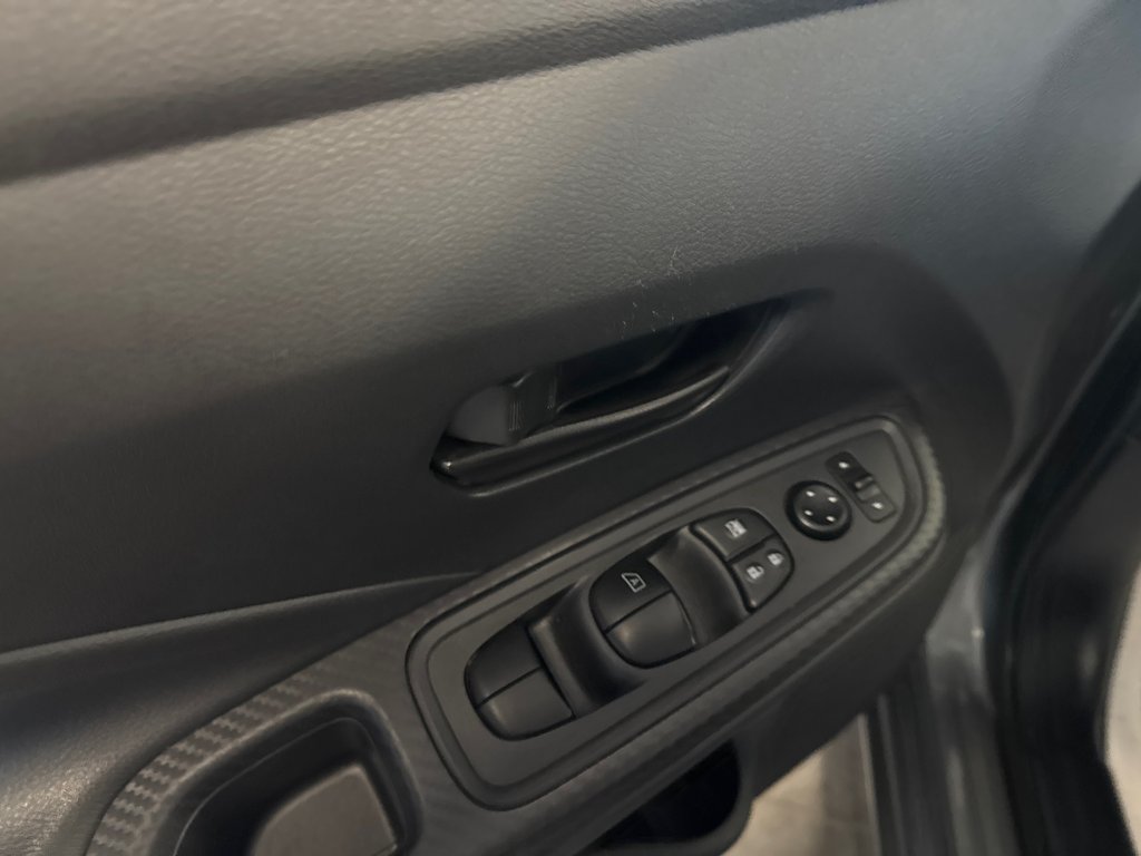 2023 Nissan Versa S in Saint-Jean-Sur-Richelieu, Quebec - 14 - w1024h768px