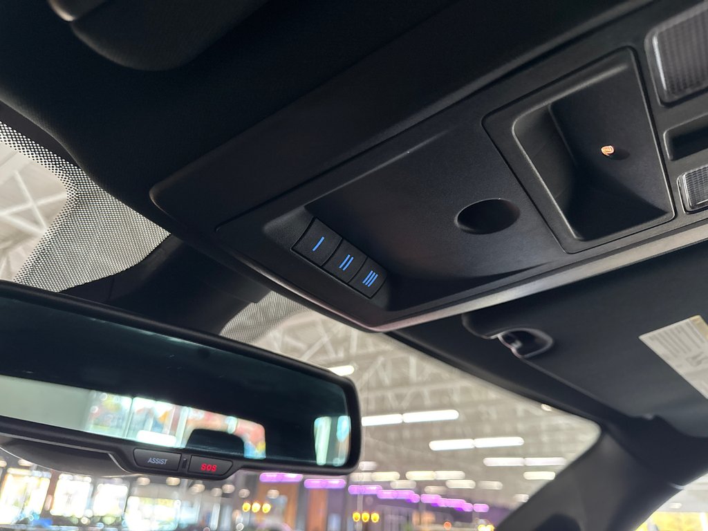 2022 Ram 1500 Classic Warlock in Saint-Jean-Sur-Richelieu, Quebec - 25 - w1024h768px