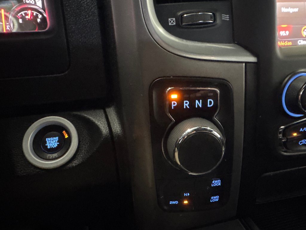 2022 Ram 1500 Classic Warlock in Saint-Jean-Sur-Richelieu, Quebec - 23 - w1024h768px