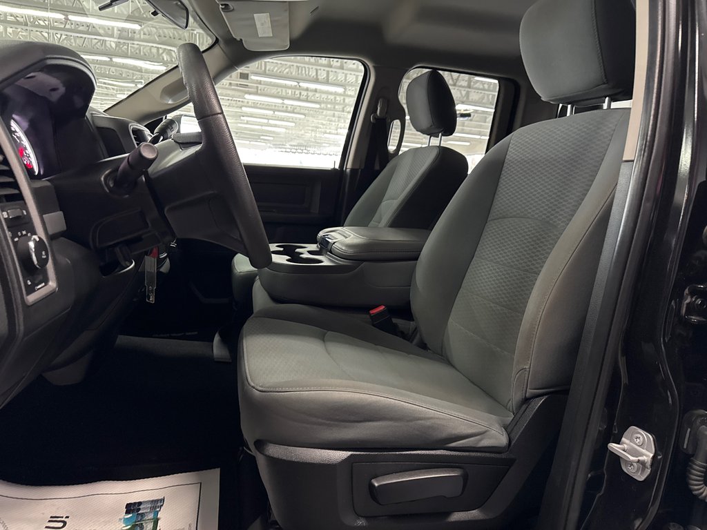 2018 Ram 1500 Express in Saint-Jean-Sur-Richelieu, Quebec - 11 - w1024h768px