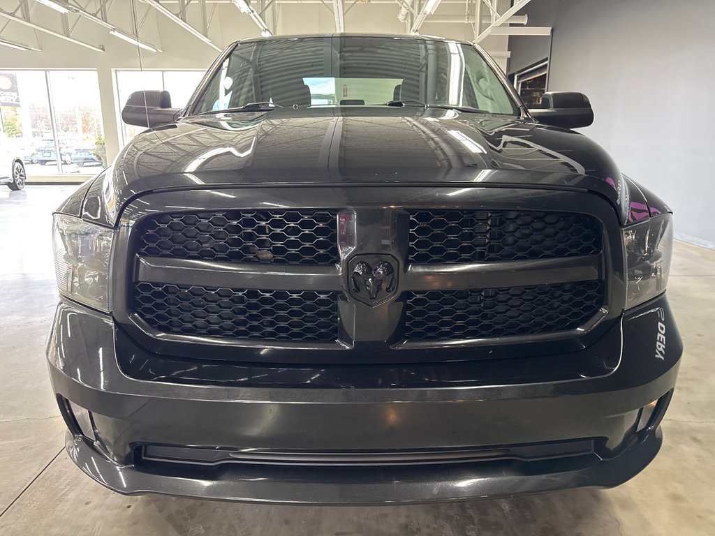 2018 Ram 1500 Express in Saint-Jean-Sur-Richelieu, Quebec - 3 - w1024h768px