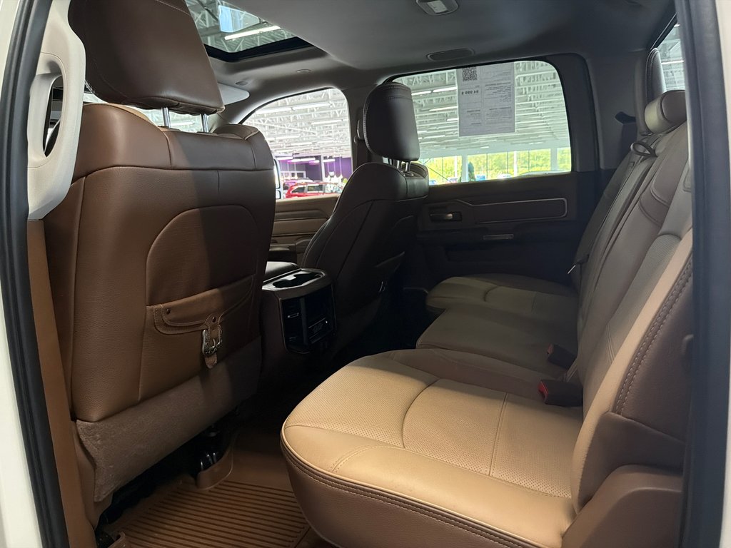 2025 Ram 3500 Limited Longhorn in Saint-Jean-Sur-Richelieu, Quebec - 10 - w1024h768px