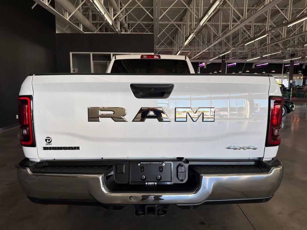 Ram 3500 Big Horn 2026 à Saint-Jean-Sur-Richelieu, Québec - 6 - w1024h768px