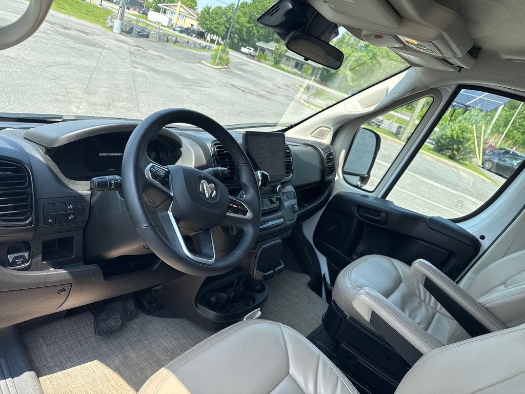 2022 Ram ProMaster Cargo Van 1500 SCOPE 18A in Saint-Jean-Sur-Richelieu, Quebec - 10 - w1024h768px