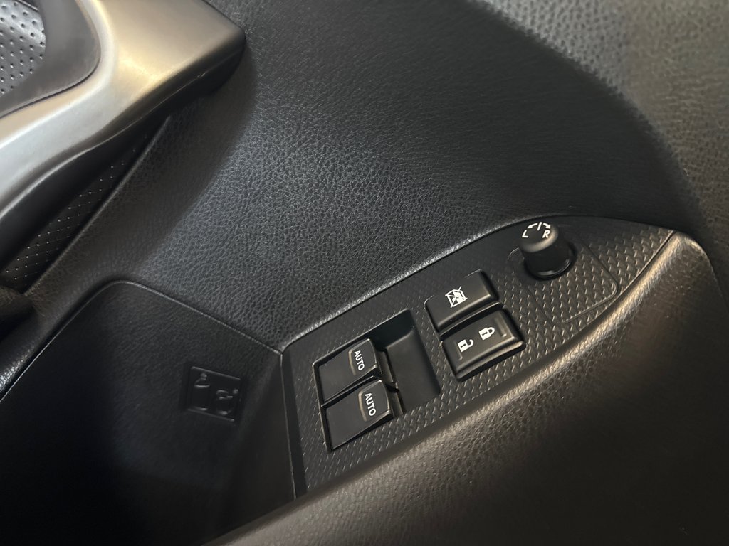 Scion FR-S  2013 à Saint-Jean-Sur-Richelieu, Québec - 11 - w1024h768px