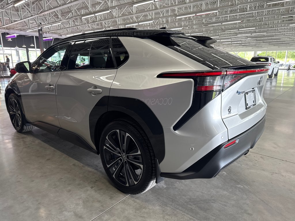 Toyota BZ4X XLE tech 2023 à Saint-Jean-Sur-Richelieu, Québec - 7 - w1024h768px