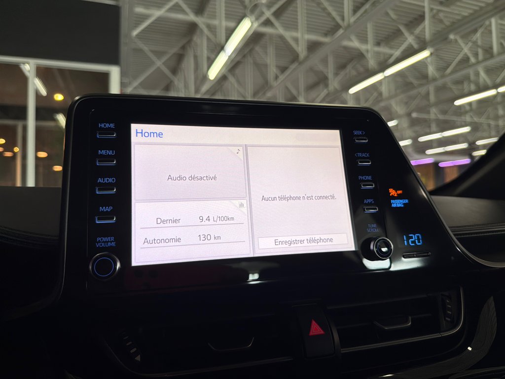 2019 Toyota C-HR LE in Saint-Jean-Sur-Richelieu, Quebec - 16 - w1024h768px