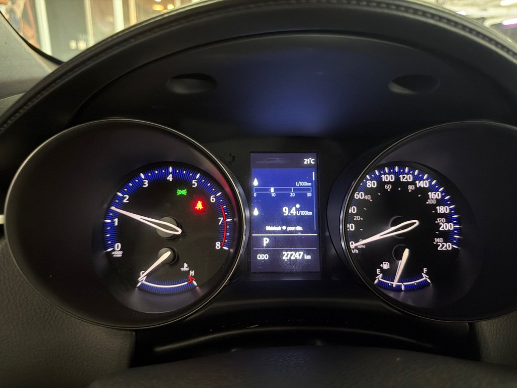 2019 Toyota C-HR LE in Saint-Jean-Sur-Richelieu, Quebec - 14 - w1024h768px