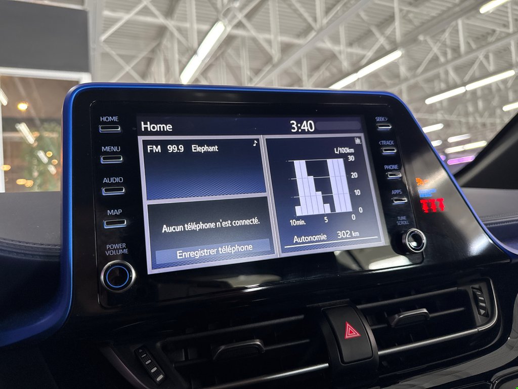 2021 Toyota C-HR XLE PREMIUM in Saint-Jean-Sur-Richelieu, Quebec - 17 - w1024h768px